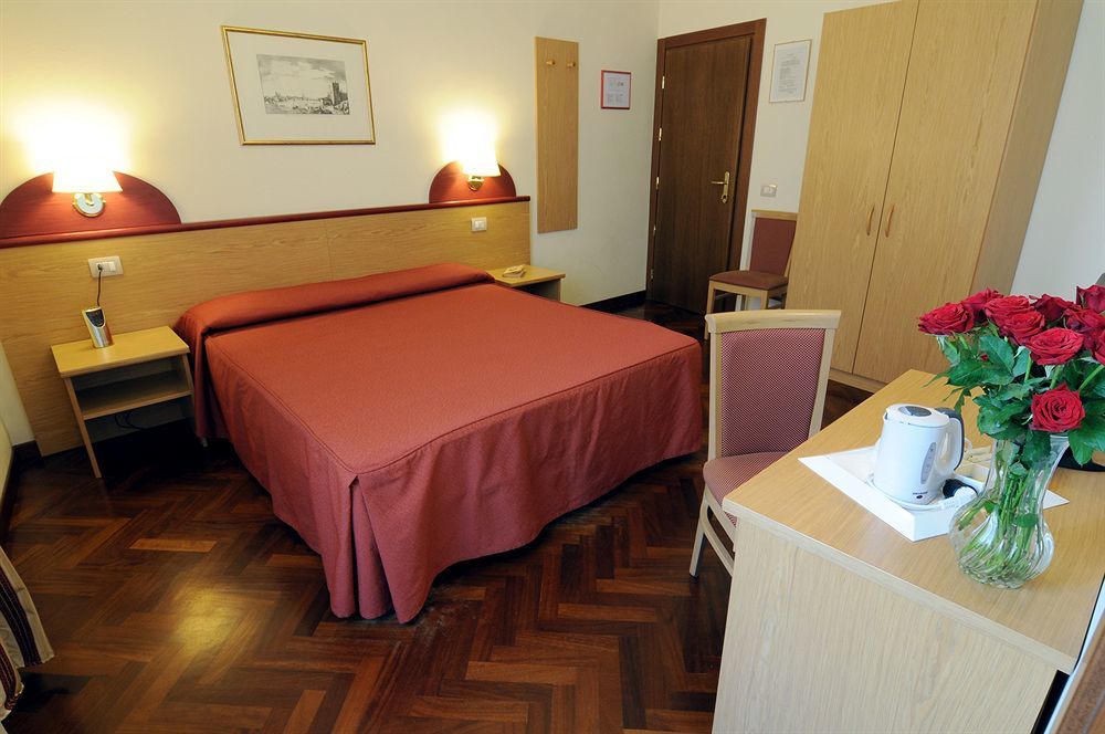 Aramis Deluxe Rooms フィレンツェ エクステリア 写真